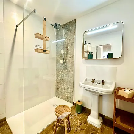 Vue - Splendide 6 Juste Renovee - Linge Et Menage Compris Villa *